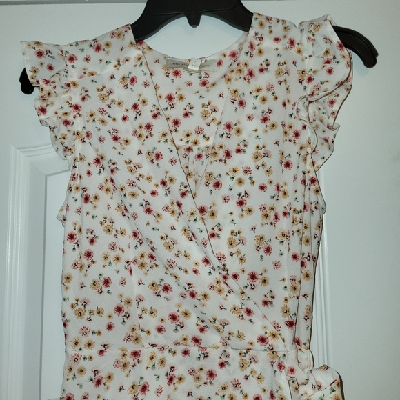 NWT Faux wrap blouse - Picture 2 of 7